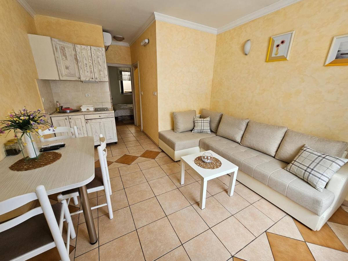 Lanterna Apartments Котор Екстериор снимка