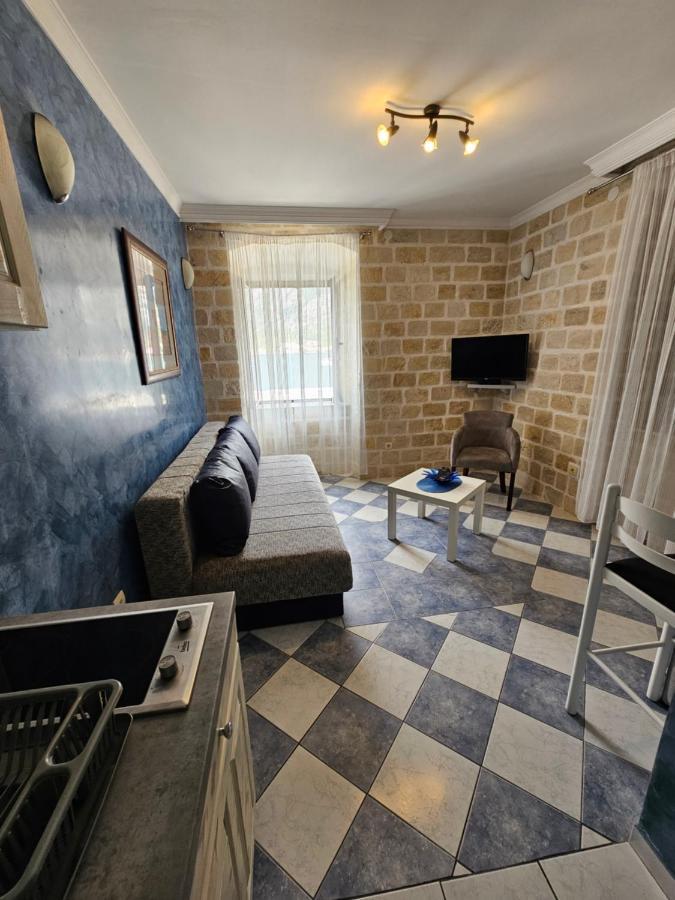 Lanterna Apartments Котор Екстериор снимка