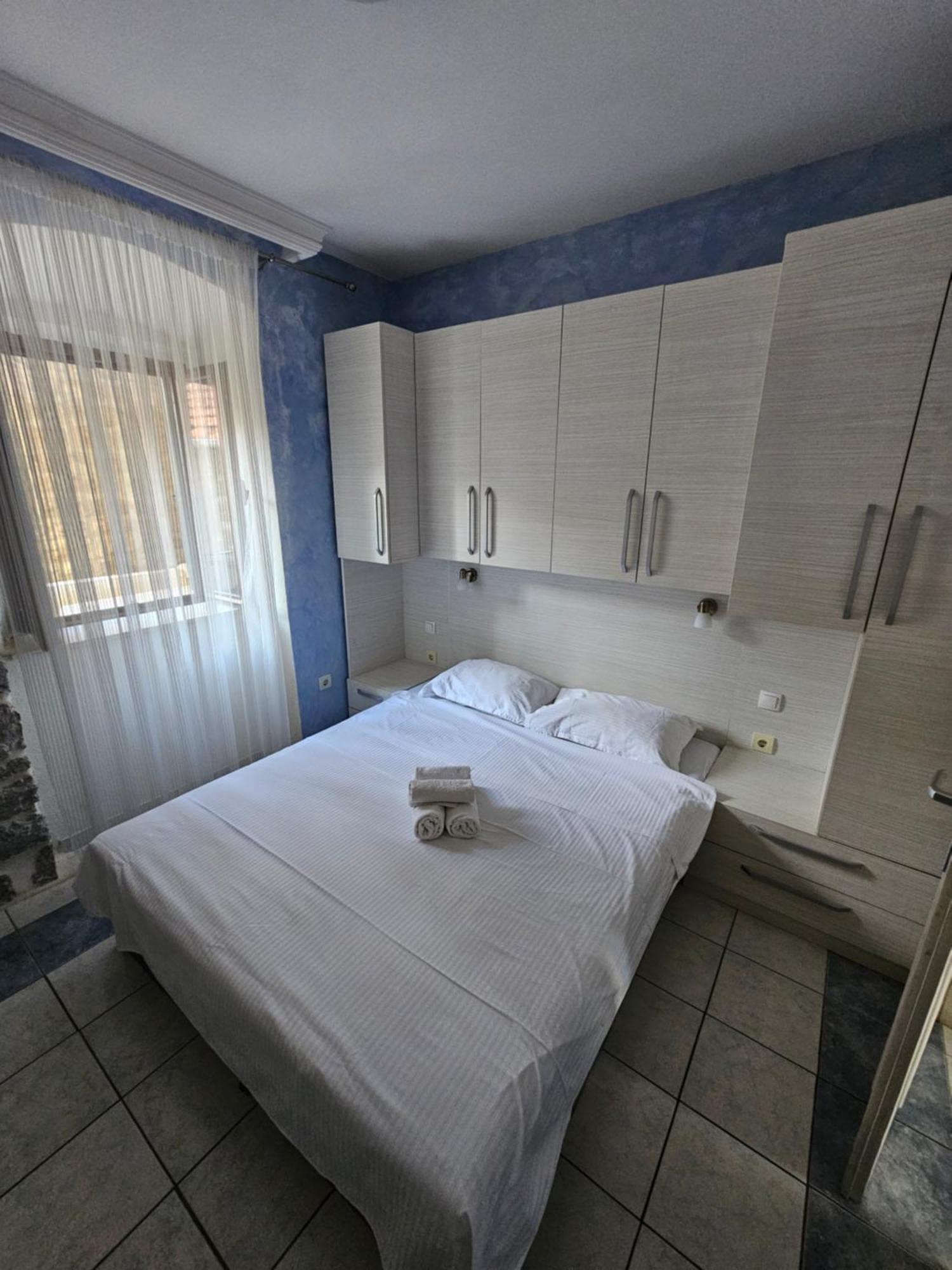 Lanterna Apartments Котор Екстериор снимка
